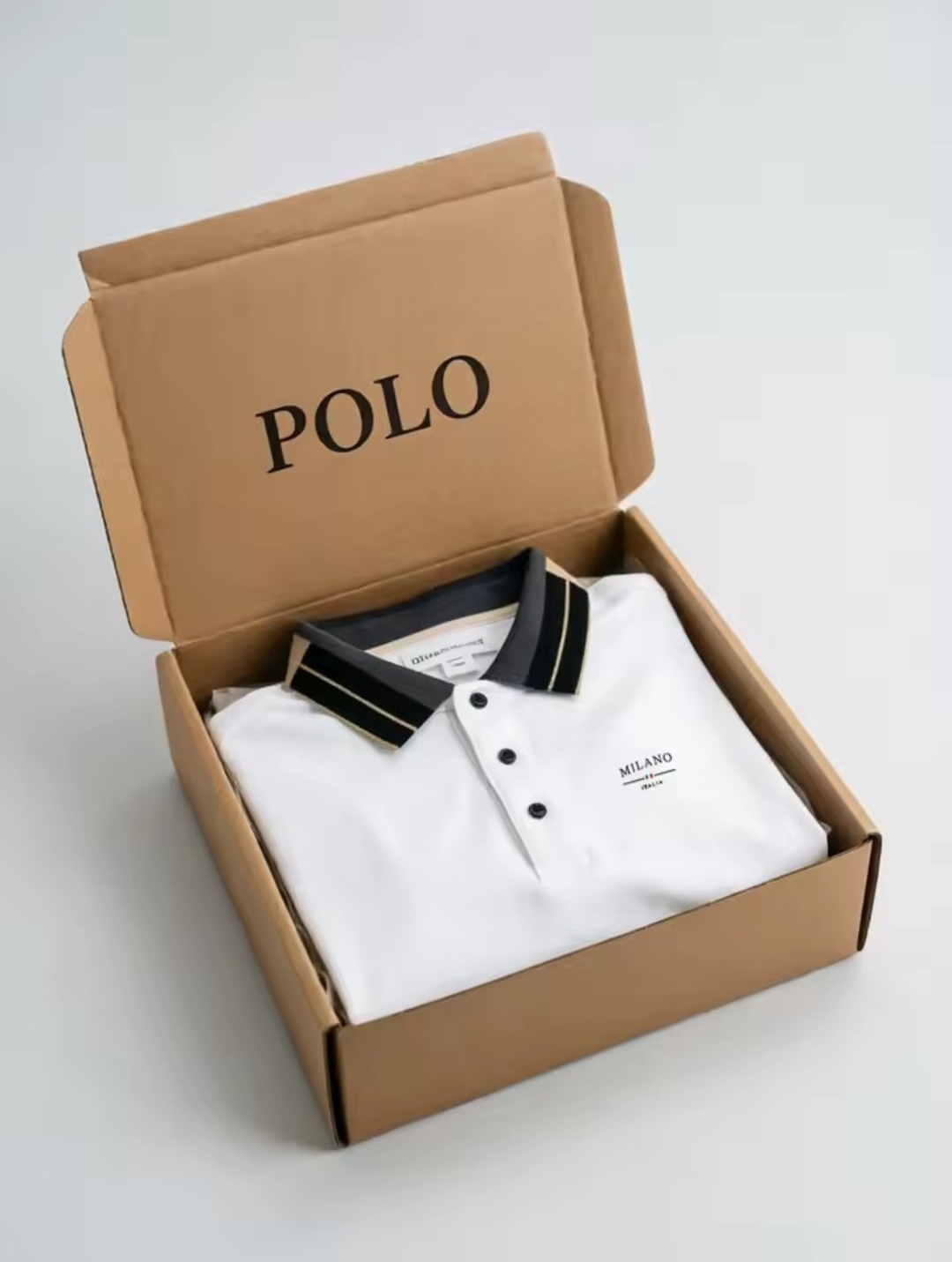 Classic white polo shirt with contrast collar
